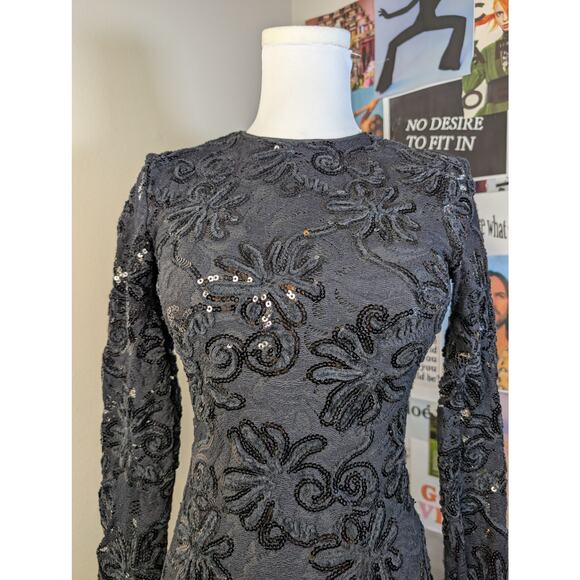 Sparkle Sequin Black Dress - Picture 5 of 7